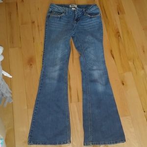 SO jeans size 1 *Button missing*